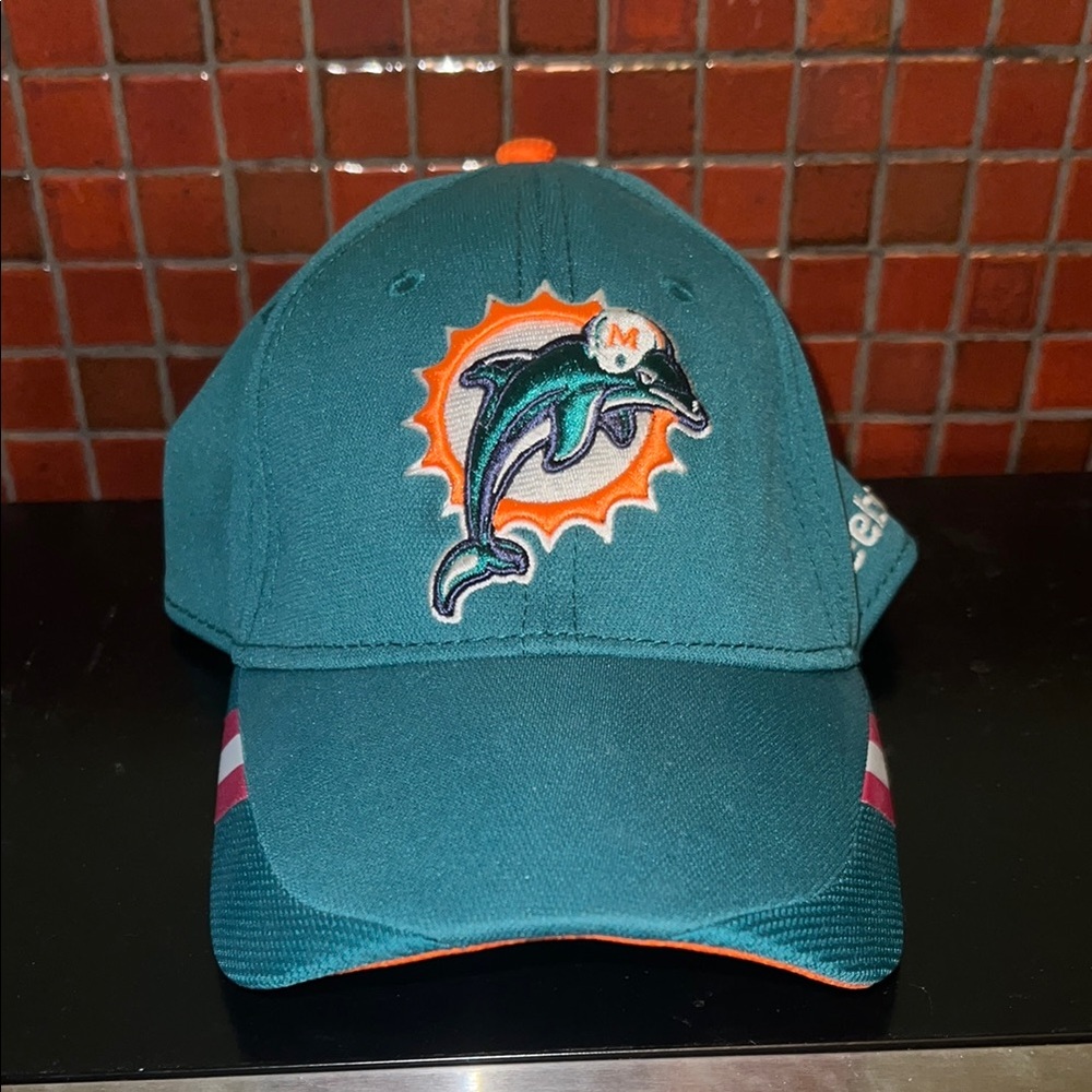 Reebok Miami Dolphins Fitted Cap